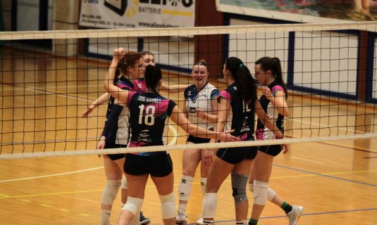 Gut schiacciasassi: al PalaBim travolto Samma 3-0