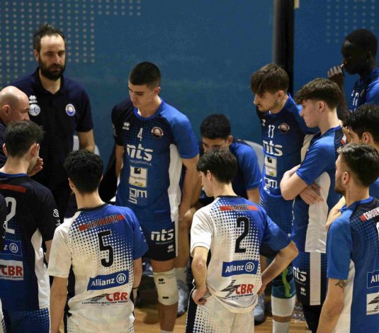 Dinamo dai due volti: passa Macerata 1-3