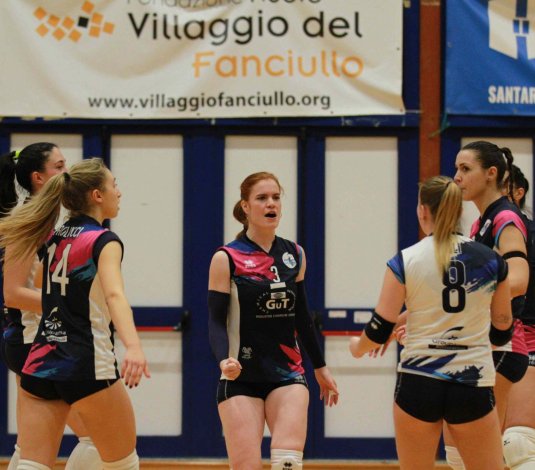 Ricomincia la corsa: 3-0 con Lugo