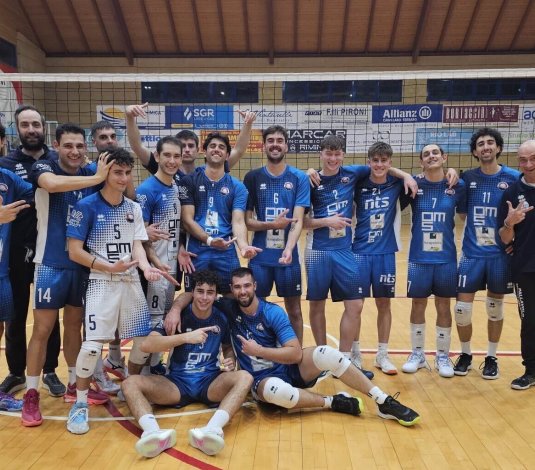 Cuore e sacrificio: la Dinamo resta in vetta!