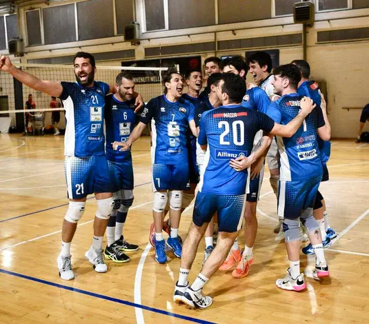 ROMAGNABANCA esplode la gioia ….è di nuovo SERIE B!
