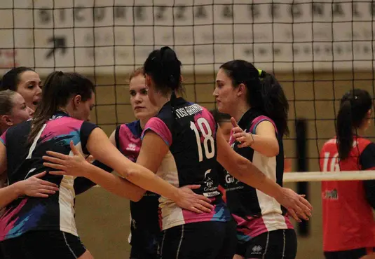 Si chiude con un successo: ultima al PalaBim con un 3-0
