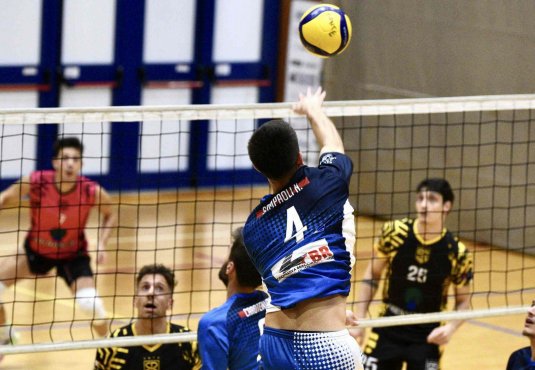 Dinamo bella, solida e concreta: con Ferrara è 3-1