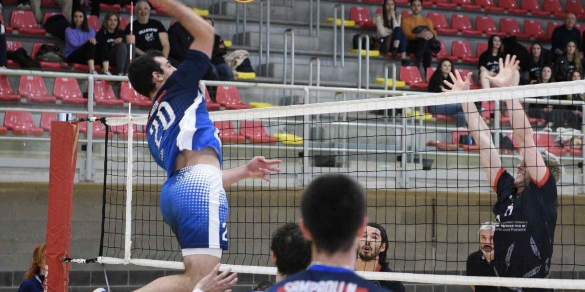 Con Bologna è dura, la RomagnaBanca esulta solo al Tie-Break: 3-2!