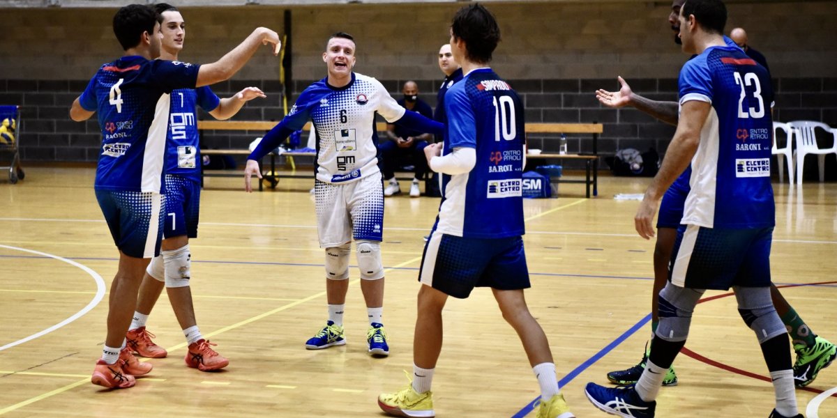 La OMS Dinamo fa 7 su 7