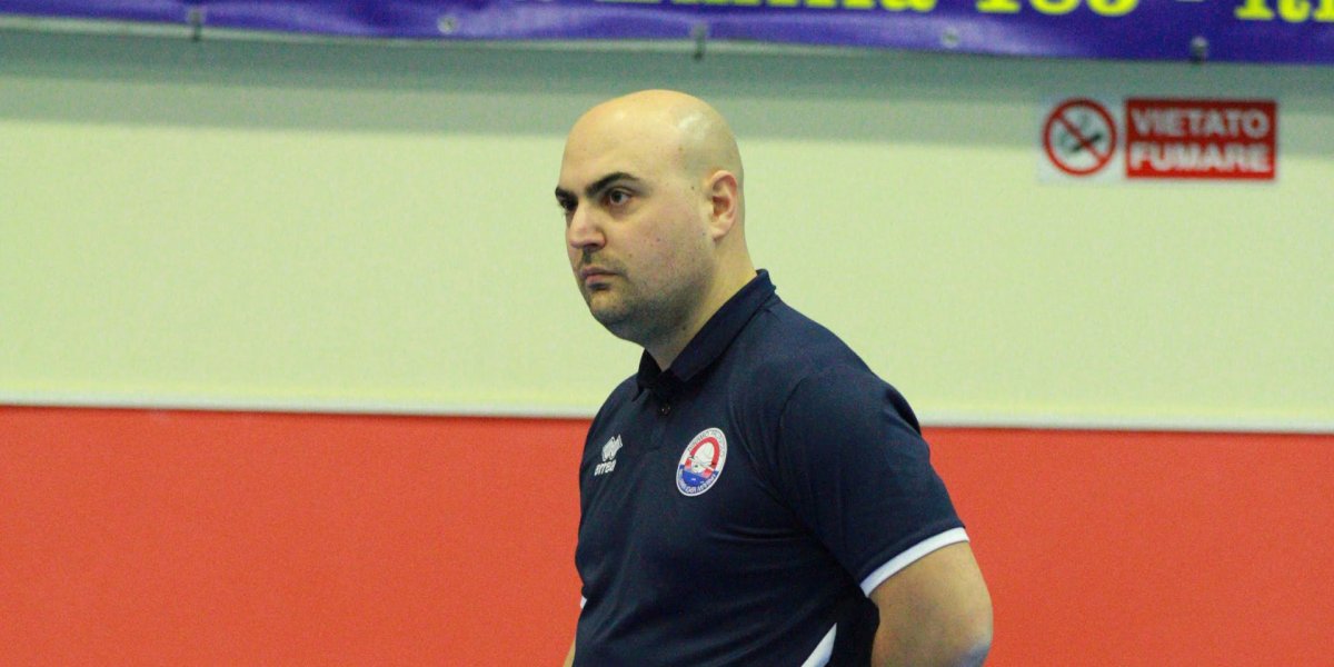 Dopo undici stagioni, Claudio Botteghi saluta la Dinamo Bellaria. Dopo undici stagioni, Claudio Botteghi saluta la Dinamo Bellaria.
