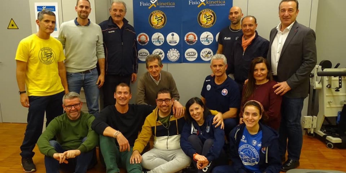 Fisiokinetica. Presentata la convenzione con il BVOLLEY Romagna. Fisiokinetica. Presentata la convenzione con il BVOLLEY Romagna.